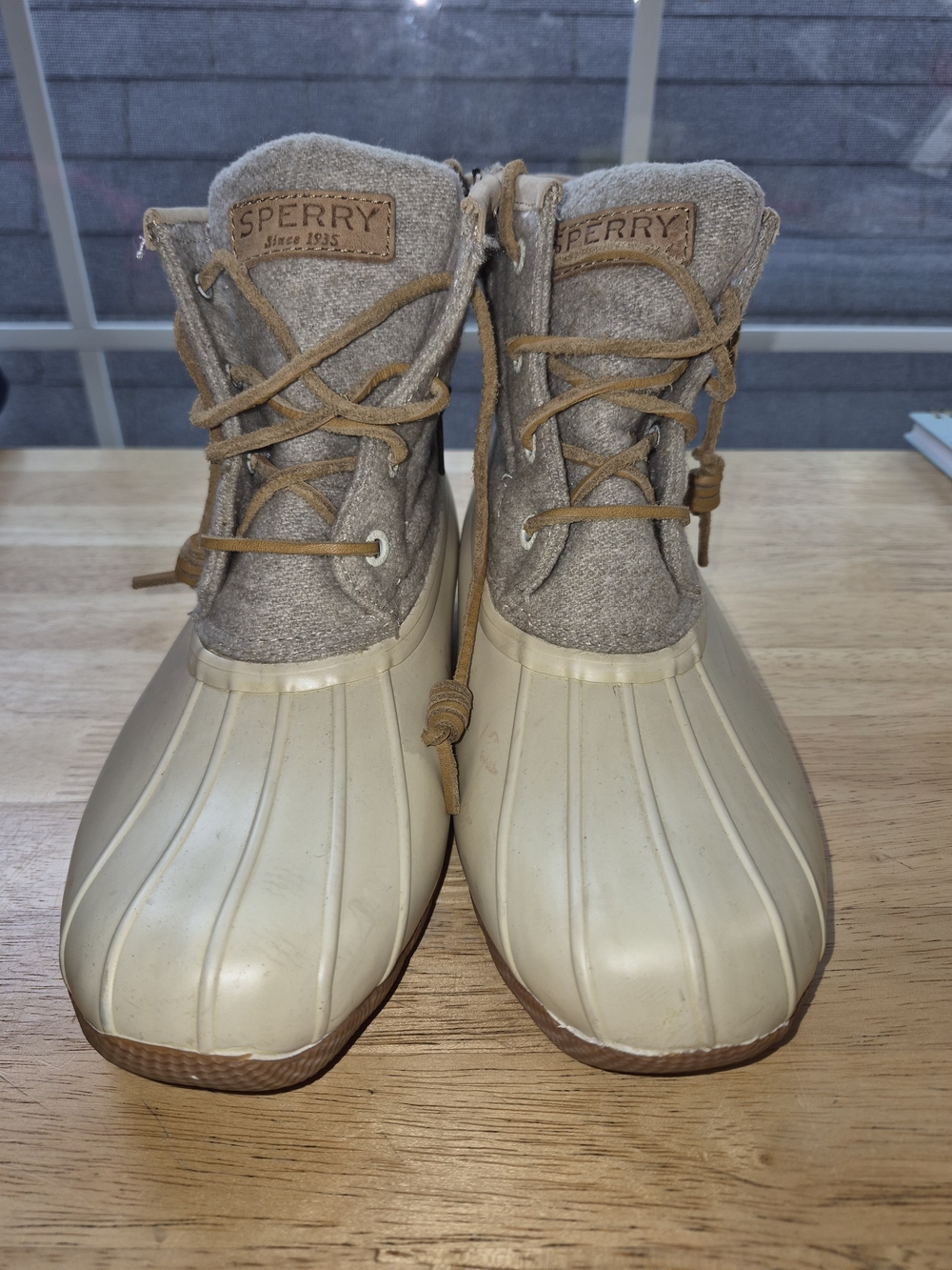Sperry Tan & Cream Women's Duck Boots - Lace-Up Winter Wool Boots